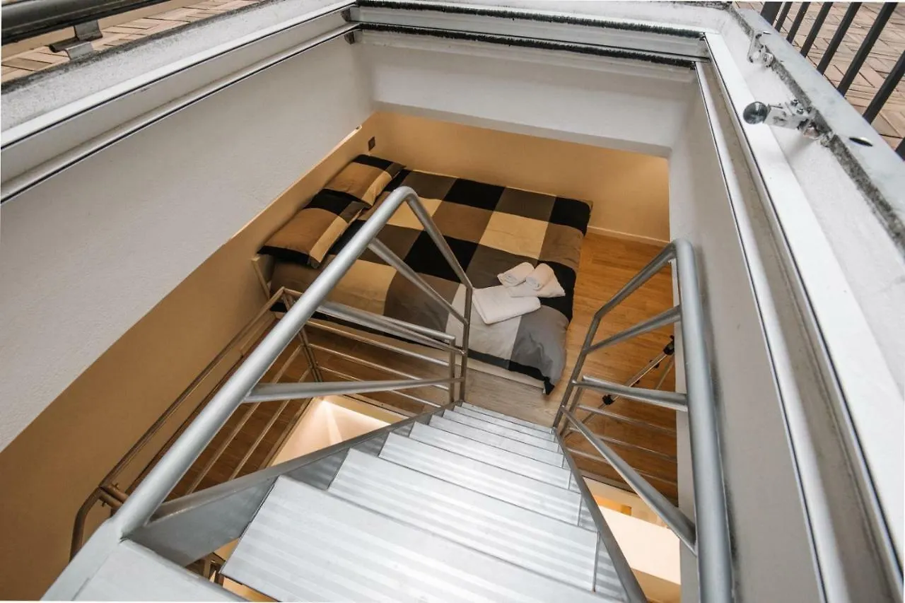 Hotel Luxury Central Loft Mailand