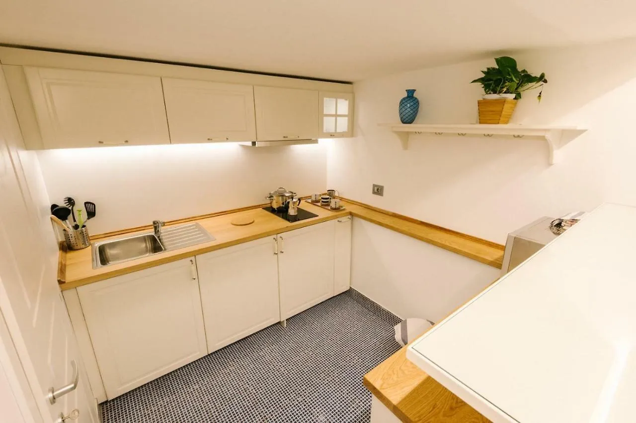Hotel Luxury Central Loft Mailand 0*,  Italien